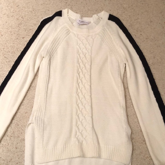 Sweater - Picture 1 of 2